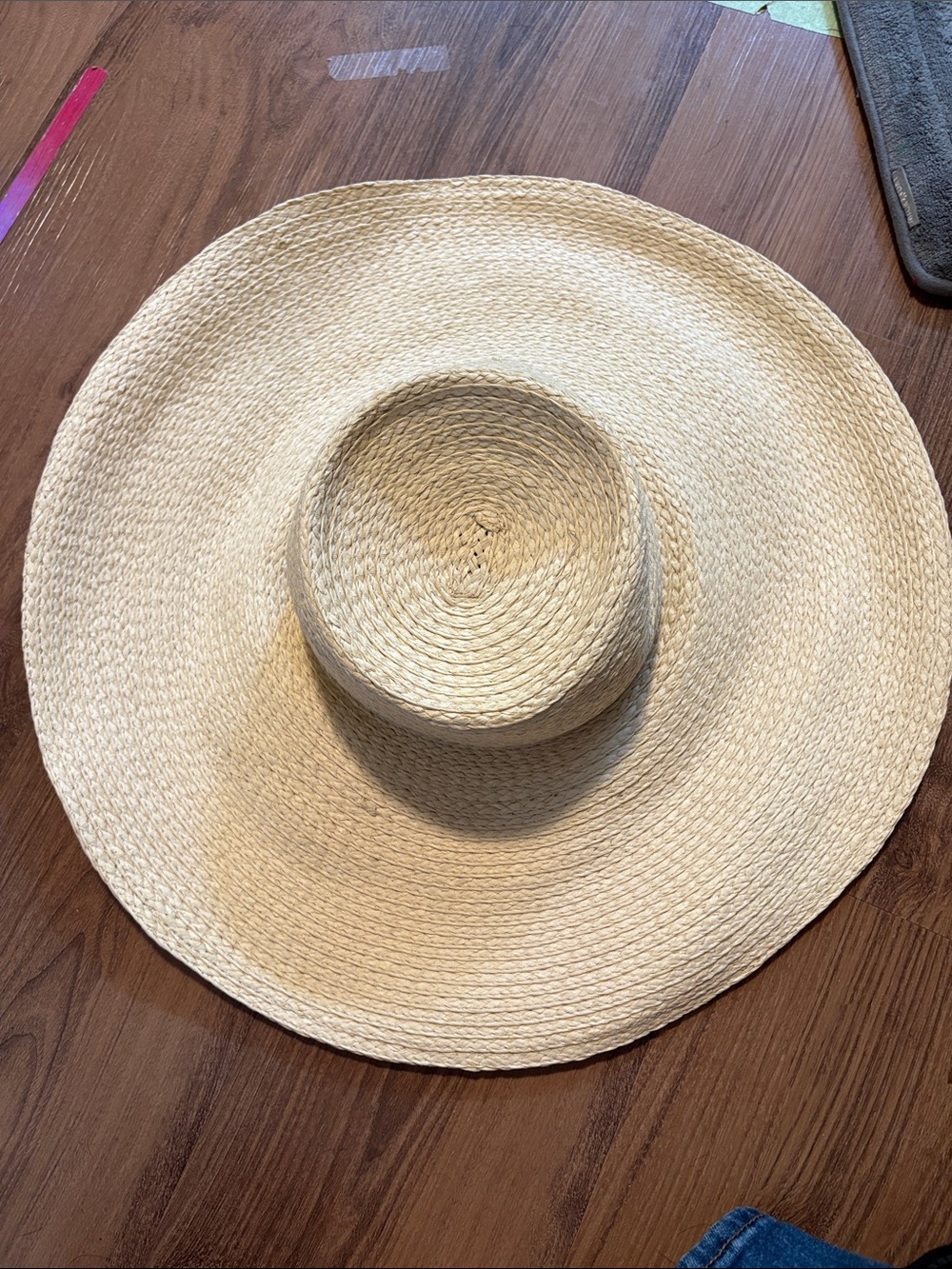 NWT Aritzia Wide-Brim Straw Sun Hat - Women's Beach Hat